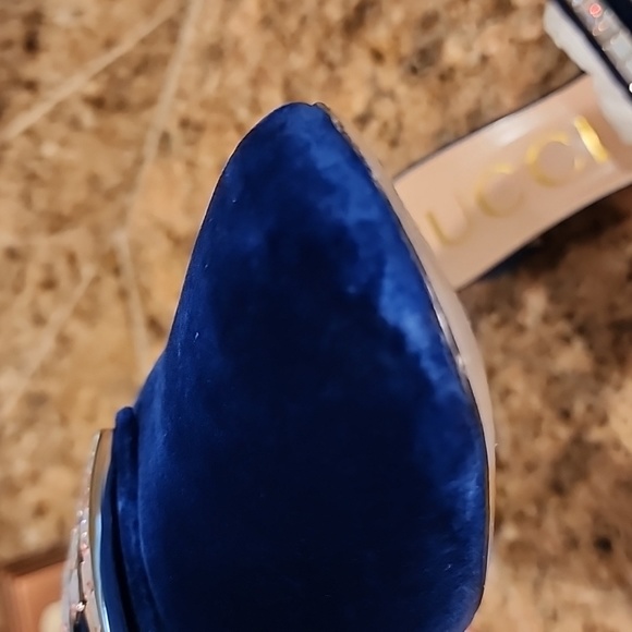 Gucci Madelyn Crystal Logo Cobalt Mules - SZ 40 - Picture 17 of 17